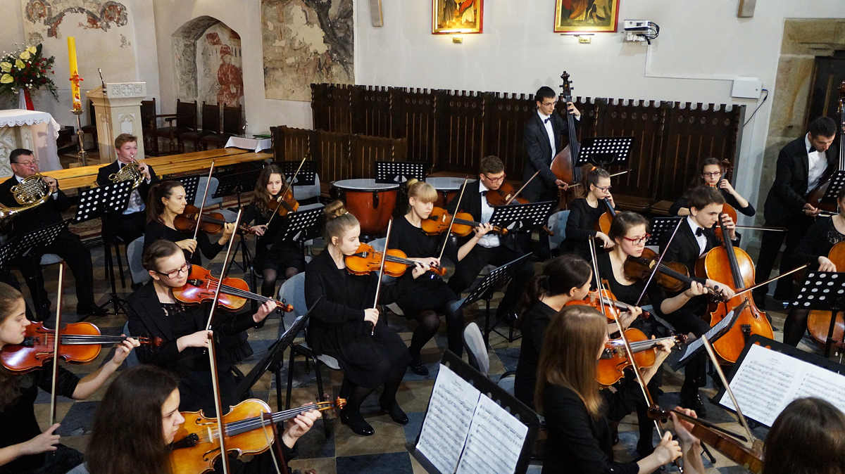 Koncert autorstwa Wolfganga Amadeusa Mozarta: Msza C-dur “Krönungs-Messe” (galeria)